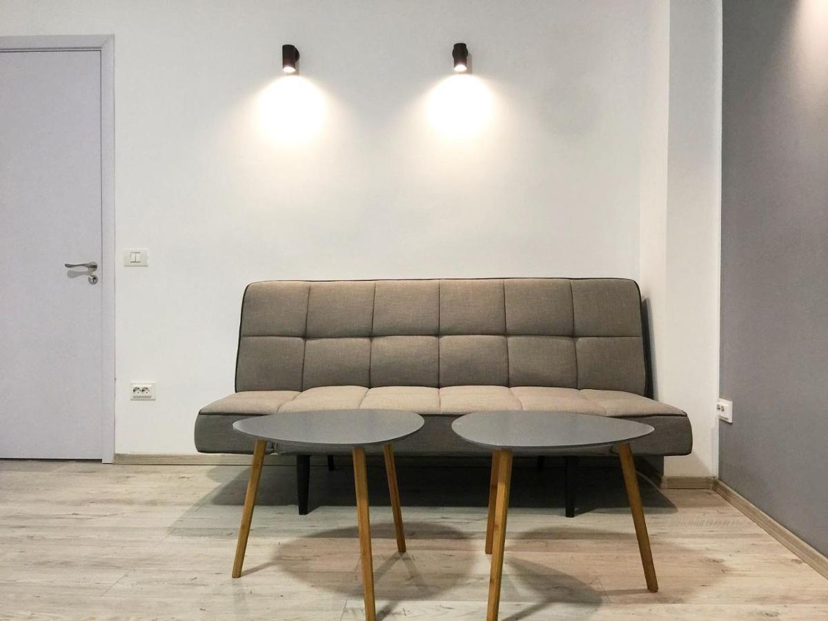 Perfect Home: Cozy 2br & Balcony Bucarest